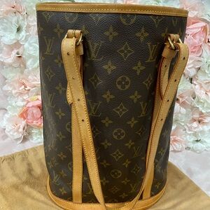Louis Vuitton Monogram Bucket Bag GM
